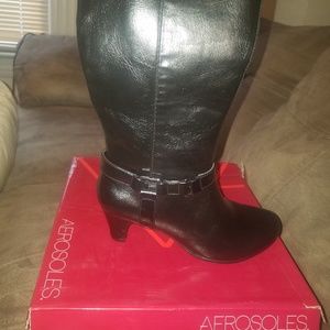 Brand New Women's Aerosoles Boots